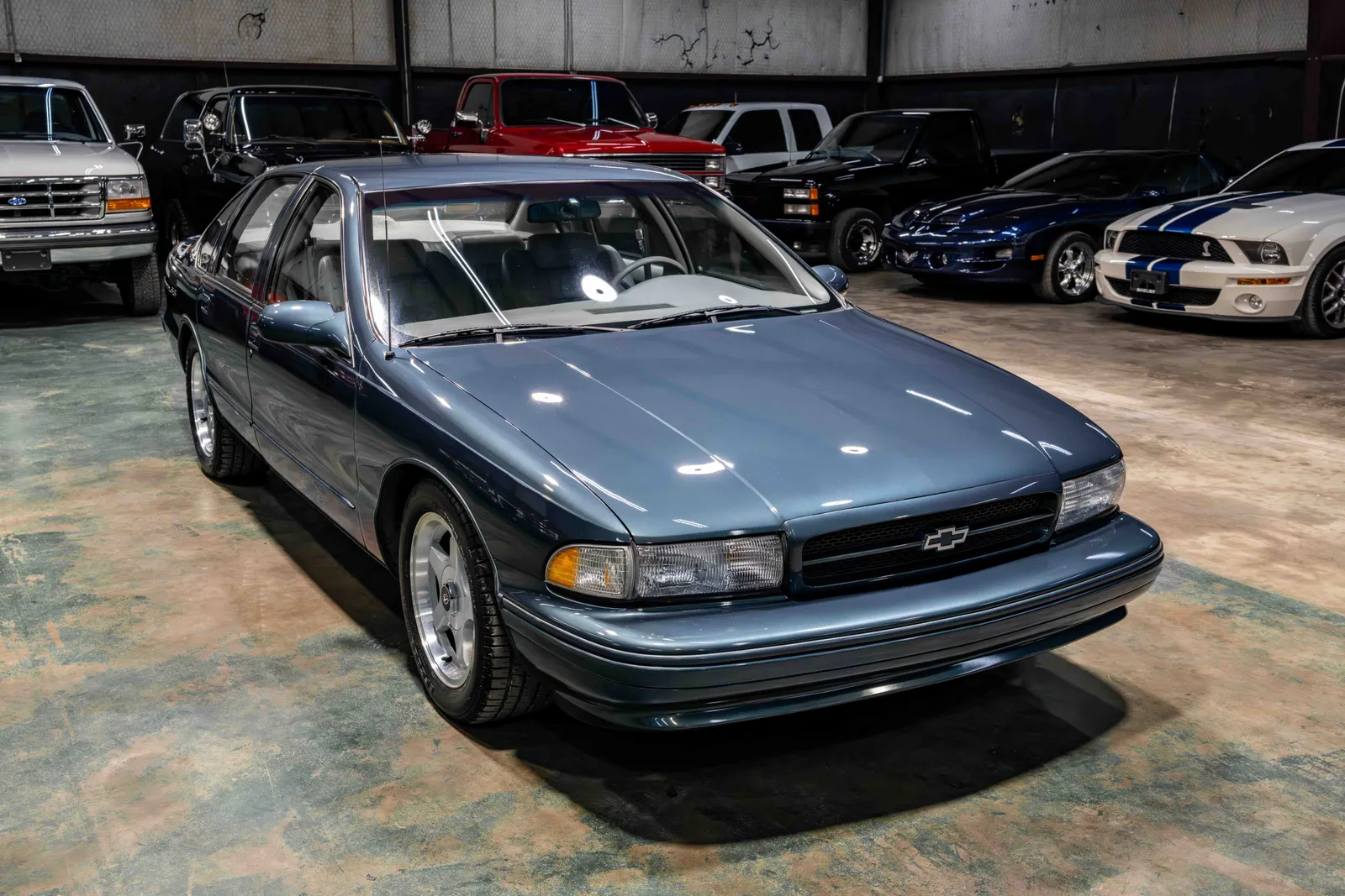 6_One Owner 1995-Chevrolet-Impala-Blue-179873-36.jpg